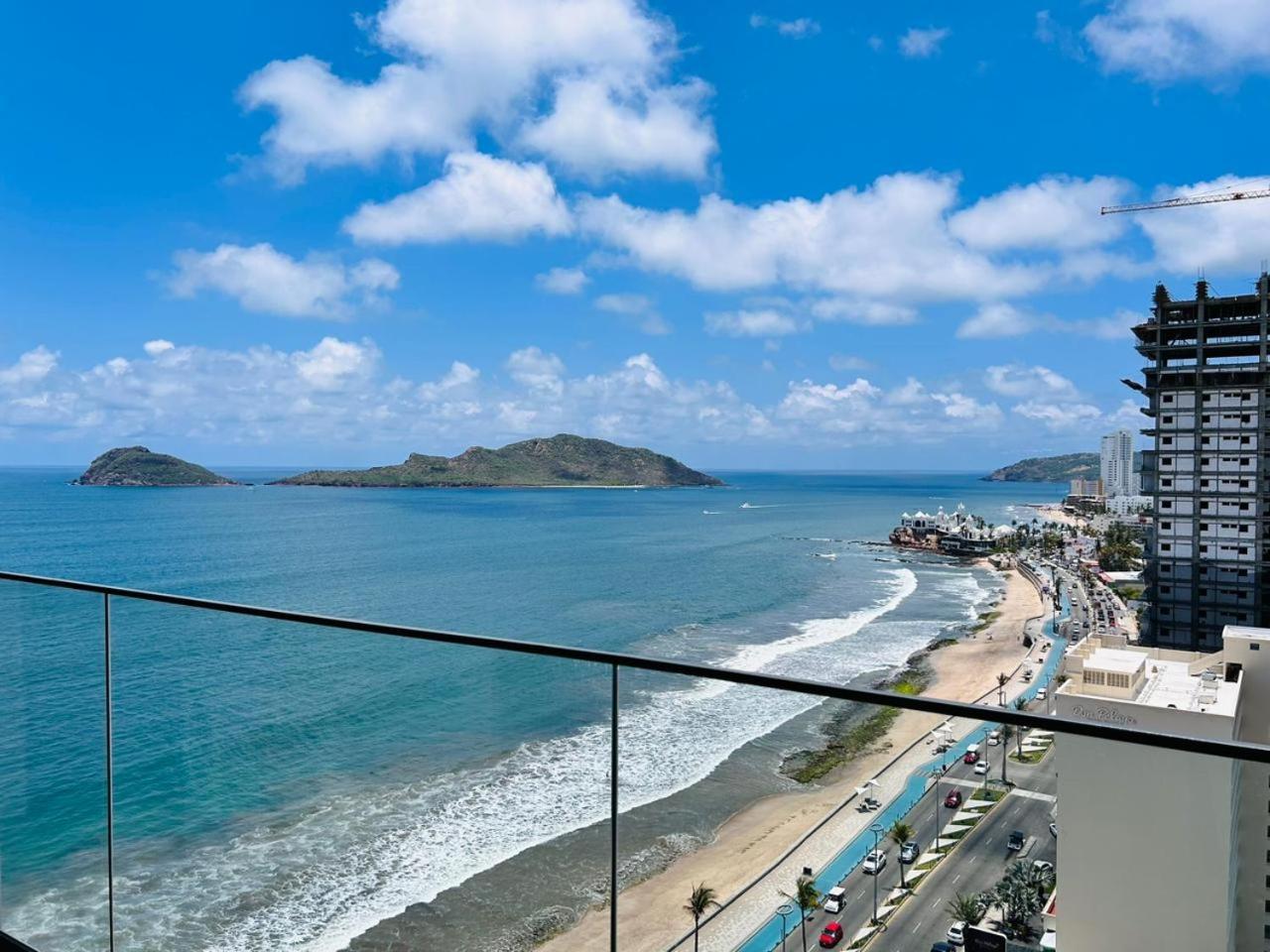 Apartamento En El Malecon Con Vistas Al Y Mar By G P S Rentas *